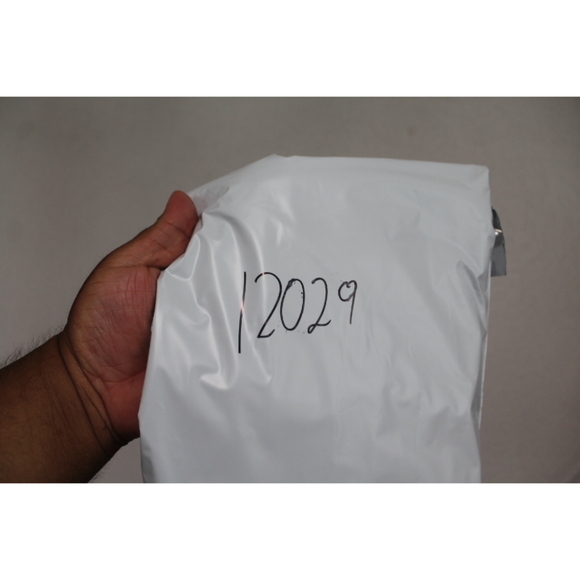 NFL Youth Seattle Seahawks Jersey Russel Wilson 3 Size XL - Picture 9 of 9